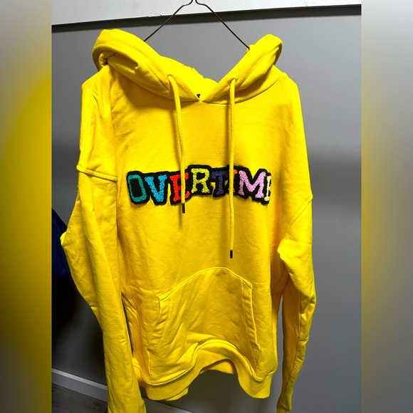 Men’s small yellow Overtime hoodie - Picture 1 of 3
